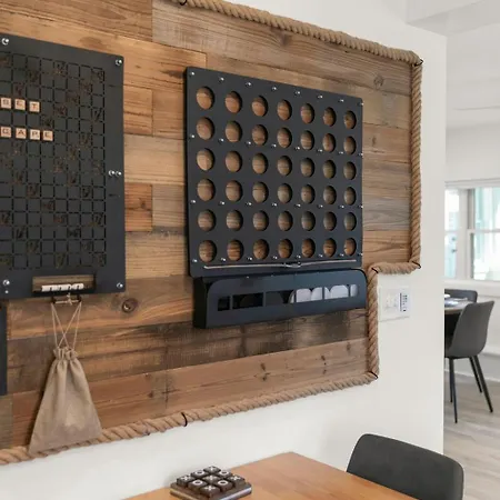 Gamewall! Built In Bunks! Pet&Kid Friendly! Just Steps To The Sand!